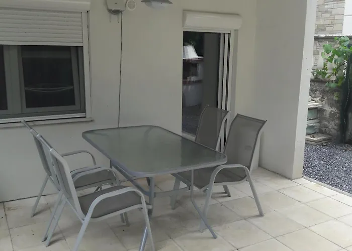 Friends 2 Apartment